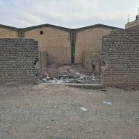 زمین-چهاردیواری