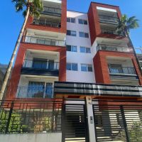 اپارتمان-125-متری-نوساز-کلید-نخورده-ایزدشهر