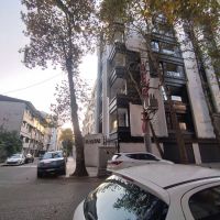 31متر-مغازه-با-بر6-گلسار-بلوار-گیلان-اکازیون