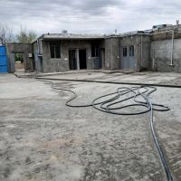 فروش-چهار-دیواری-1000-متری-با-برق-سه-فاز-و-گاز