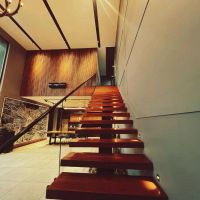 ویلا-500-متری-سقف-بلند-در-مهرآباد-رودهن