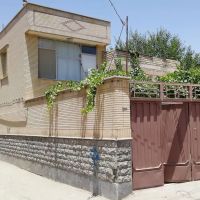 2-طبقه-بنا-بازسازی-شده-شمالی-غرق-در-نور-و-آفتاب