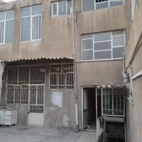 کلنگی-85-متر-در-دو-طبقه-و-نیم-دو-طرف-ساخته-نشده