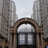 122متر-رونیکا-پالاس-کوهک