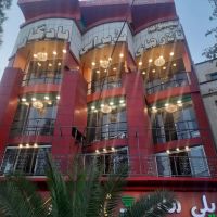 سه-طبقه-تجاری-مجزا-نمایشگاه-مبل-فروشگاه-باشگاه-و