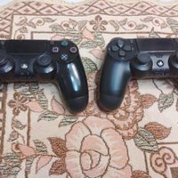 PS4 ۵۰۰ سفید درحد نو به همراه دو دسته ی درحد نو|کنسول، بازی ویدئویی و آنلاین|تهران, صاحب الزمان|دیوار
