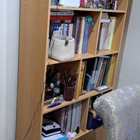 کتابخانه در حد نو سالم بدون کوچکترین مشکل|کتابخانه، شلف، قفسه‌های دیواری|تهران, جمال‌زاده|دیوار