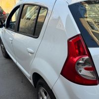 رنو ساندرو اتوماتیک، مدل ۱۳۹۵|خودرو سواری و وانت|خمینی‌شهر, |دیوار