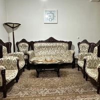 مبلمان ۷ نفره بهمراه دو عدد میزبان(۹نفره)|مبلمان خانگی و میز عسلی|تهران, شهرک صدرا|دیوار