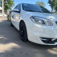 برلیانس ۳۳۰ اتوماتیک مدل۹۵/۱۲ فول خوشگل|خودرو سواری و وانت|رشت, پل تالشان|دیوار