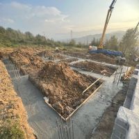 تهاتور-زمین-در-شمال-با-زمین-اپارتمان-با-کارخانه