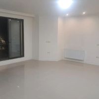 185-متر-سه-طرف-نور