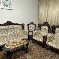 مبلمان ۷ نفره بهمراه دو عدد میزبان(۹نفره)|مبلمان خانگی و میز عسلی|تهران, شهرک صدرا|دیوار