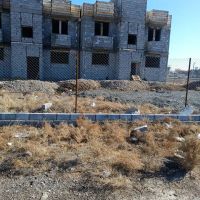 روستا-شایه-چسبیده-ب-سازه-های-بنیادمسکن