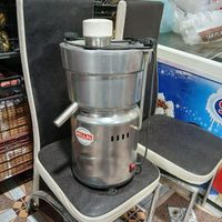 آبمیوه گیری ۲ونیم هلال|آبمیوه‌گیر و آب‌مرکبات‌گیر|تهران, ابن بابویه|دیوار