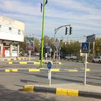 زمین-تجاری-90-متری-بر-خیابان-15-خرداد-نجف-آباد