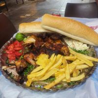 اجاره-بیرون-بر-بیرونبر-و-کافه-شهرک-گلستان