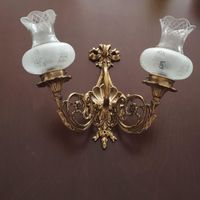 دو عدد لوستر دیوارکوب|لوستر و چراغ آویز|تهران, میدان ولیعصر|دیوار