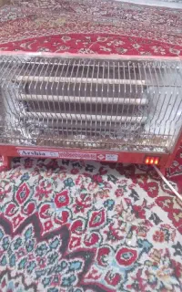 یک عدد بخاری برقی وسرخ کن برقی فروشی