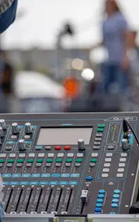 اجاره سیستم صوت حرفه ای دی جی