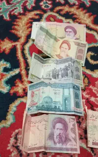 اسکناسهای قدیمی قیمت ۳۰۰۰۰۰۰