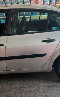 مگان مدل 2006 وارداتی