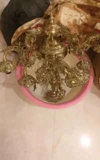 ۷عدد لوستر برنزی سقفی و دیواری با ملحقات