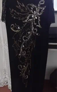 تعدادی لباس در حد نو