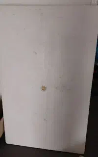 میز پلاستیکی