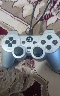 دو دسته پلی استیشن 2