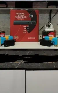 2دوربین مداربسته دیـد در شـب رنـگی