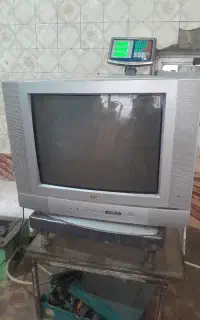 تلوزیون ۲۱ ال جی سالم کنترل داره