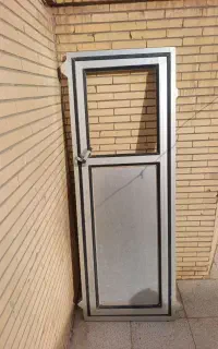 درب الومینیومی