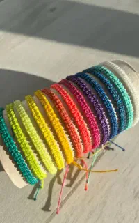 دستبند نخی