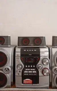 ضبط وباند خانگی سی دی خور