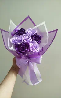 گل روبانی زیبا و خوش رنگ