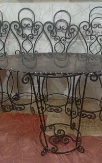 میز۴نفره فرفورژه بسیار زیبا تاجمعه فقط ۱۹فروش فوری