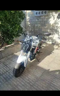 بنلی ۳۰۰