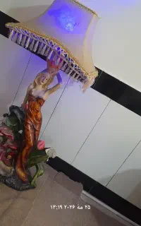 آبنما و چراغ خواب