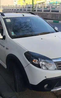 ساندرو استپ وی اتومات سفید