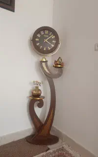 ساعت ایستاده