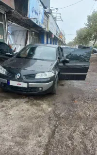 مگان ۲۰۰۰