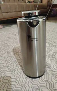 فلاسک لیوان پادری مجسمه