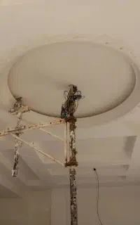اوستا‌گچکار