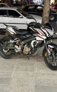 ns200 معاوضه هم دارم