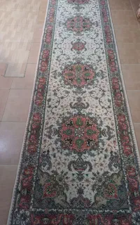 قالی کناره کبیر یزد سایز 1 در 4 متر کاملا نو
