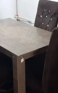 میز غذاخوری