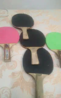 تعداد ۱۲راکت پینگ پنگ انواع برند واسه حرفه ای ها