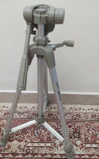 سه پایه دوربین عکاسی