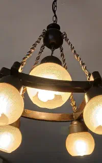 لوستر چوبی
